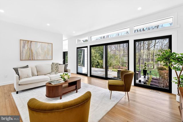7126 DARBY RD, Bethesda, MD 20817