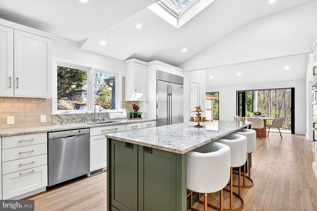 7126 DARBY RD, Bethesda, MD 20817