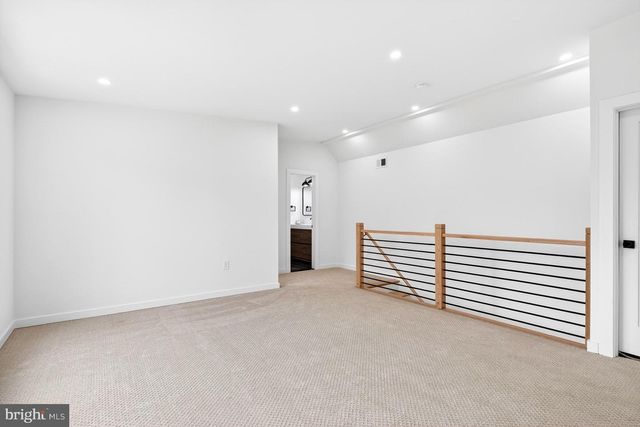 7126 DARBY RD, Bethesda, MD 20817