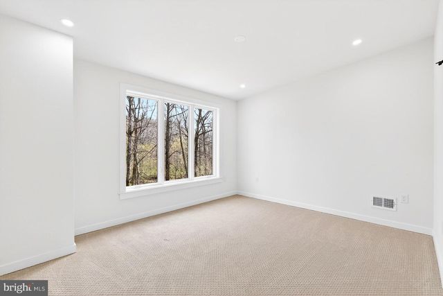 7126 DARBY RD, Bethesda, MD 20817