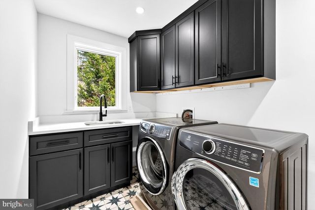 7126 DARBY RD, Bethesda, MD 20817