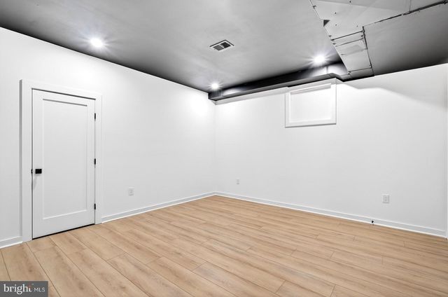 7126 DARBY RD, Bethesda, MD 20817