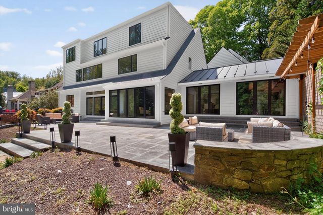7126 DARBY RD, Bethesda, MD 20817