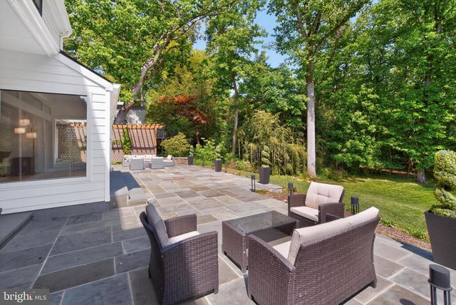 7126 DARBY RD, Bethesda, MD 20817