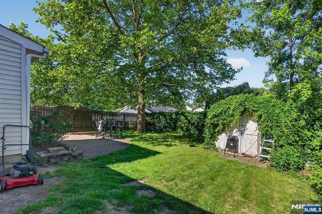 133 Mary Avenue, Woodbridge, NJ 08863