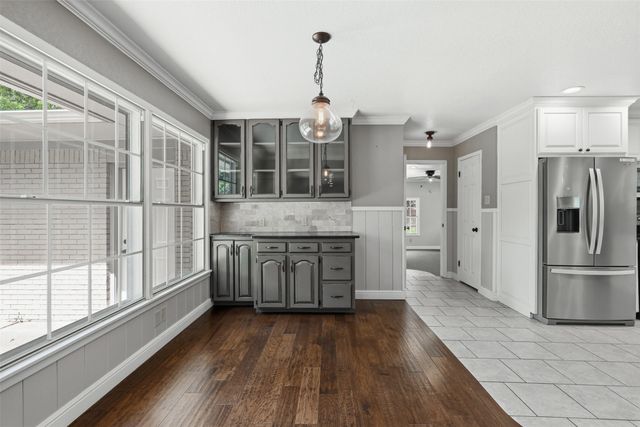 908 W Westhill Drive, Cleburne, TX 76033