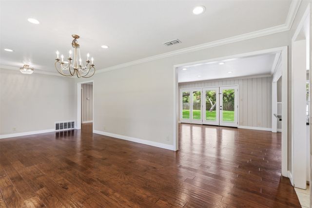 908 W Westhill Drive, Cleburne, TX 76033