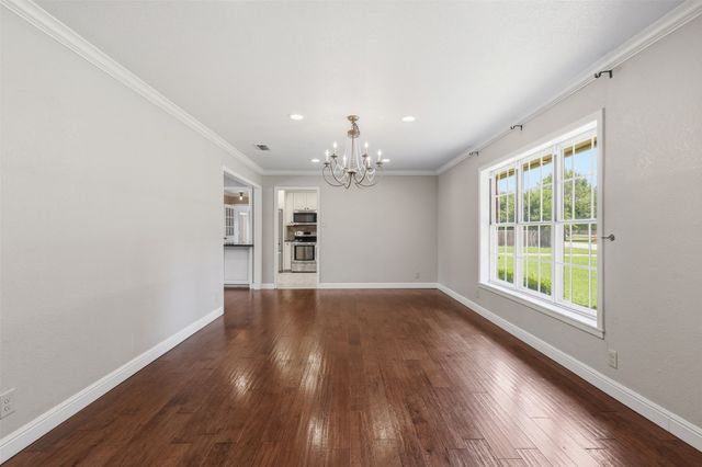 908 W Westhill Drive, Cleburne, TX 76033