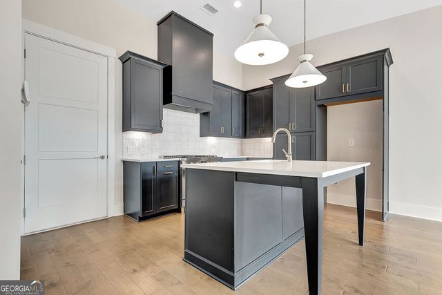 170 Rolison Way, Fayetteville, GA 30214