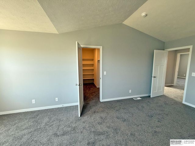 11515 S 117th Street, Papillion, NE 68046