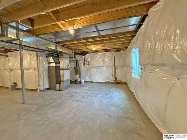 11515 S 117th Street, Papillion, NE 68046