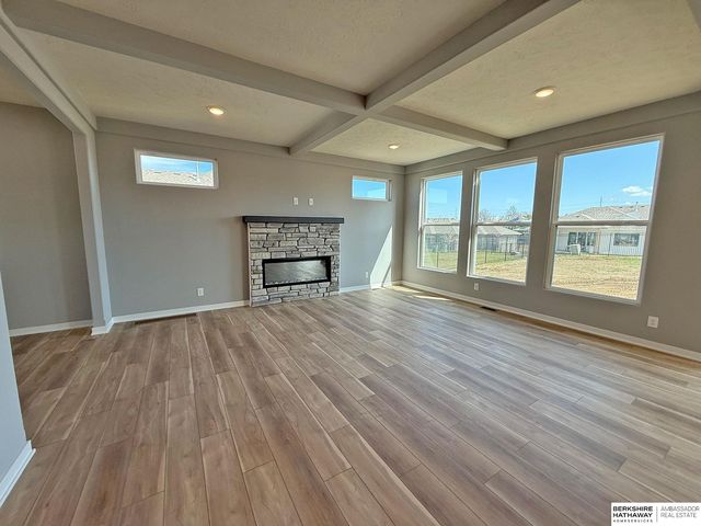 11515 S 117th Street, Papillion, NE 68046