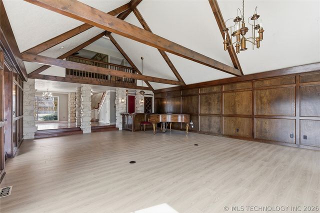 105 Mockingbird Lane, Skiatook, OK 74070