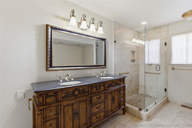 105 Mockingbird Lane, Skiatook, OK 74070