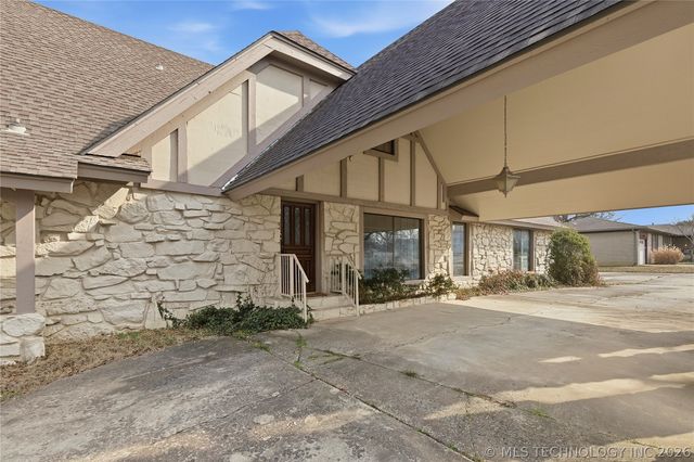 105 Mockingbird Lane, Skiatook, OK 74070