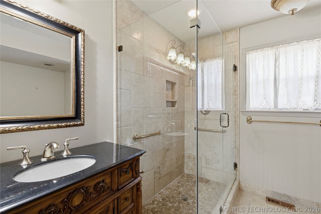 105 Mockingbird Lane, Skiatook, OK 74070