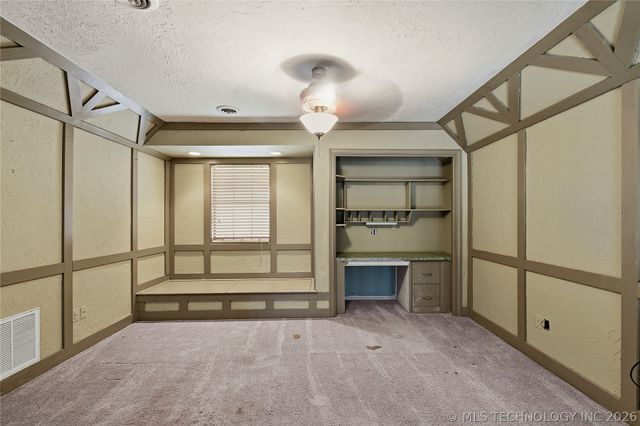 105 Mockingbird Lane, Skiatook, OK 74070