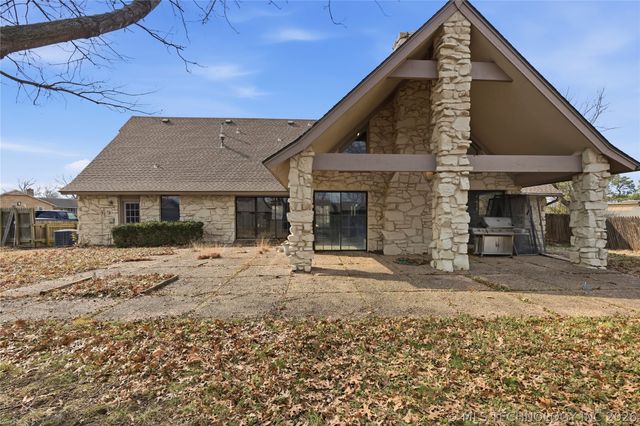 105 Mockingbird Lane, Skiatook, OK 74070