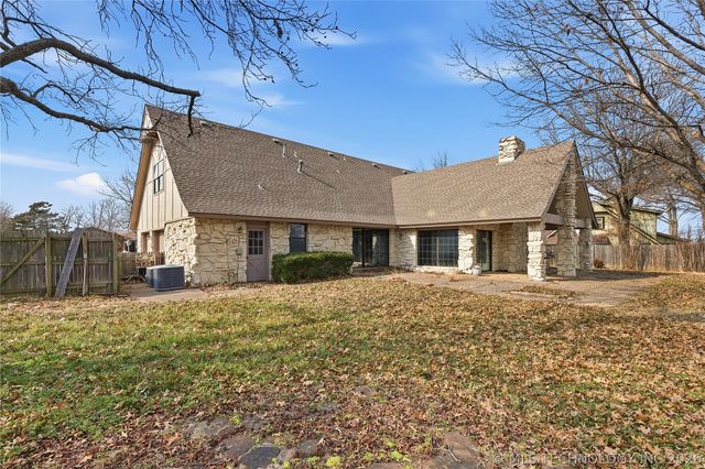 105 Mockingbird Lane, Skiatook, OK 74070