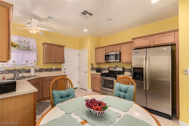 5911 Corbin Avenue, Las Vegas, NV 89122