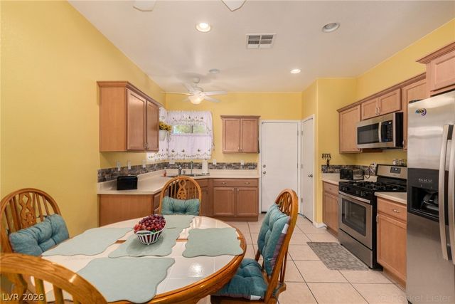 5911 Corbin Avenue, Las Vegas, NV 89122