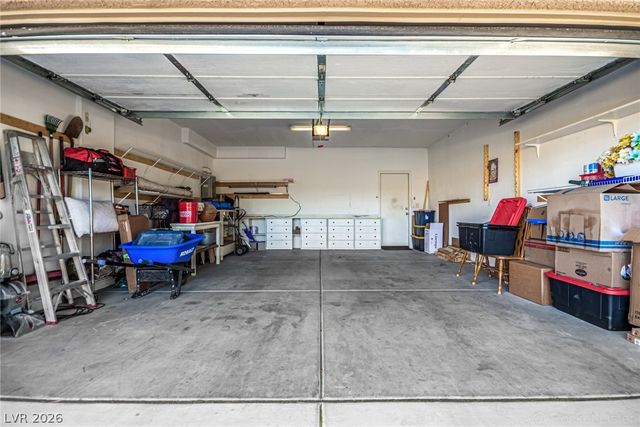 5911 Corbin Avenue, Las Vegas, NV 89122