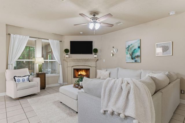 1737 Round Oak Lane, Conroe, TX 77304