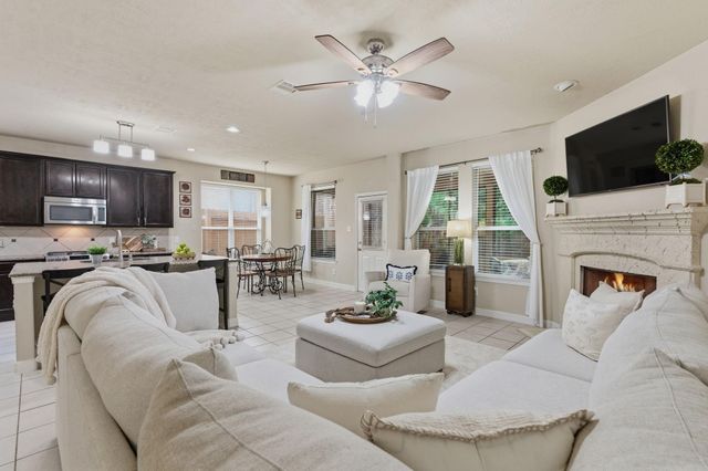 1737 Round Oak Lane, Conroe, TX 77304