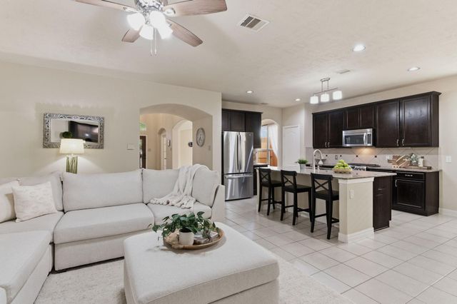 1737 Round Oak Lane, Conroe, TX 77304