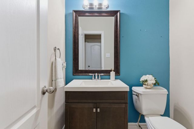 1737 Round Oak Lane, Conroe, TX 77304