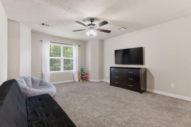 1737 Round Oak Lane, Conroe, TX 77304