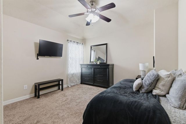 1737 Round Oak Lane, Conroe, TX 77304