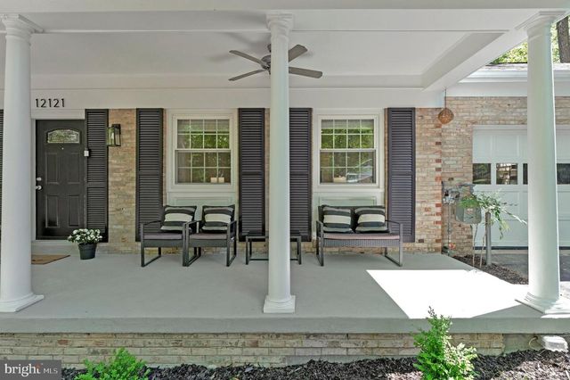 12121 STIRRUP RD, Reston, VA 20191