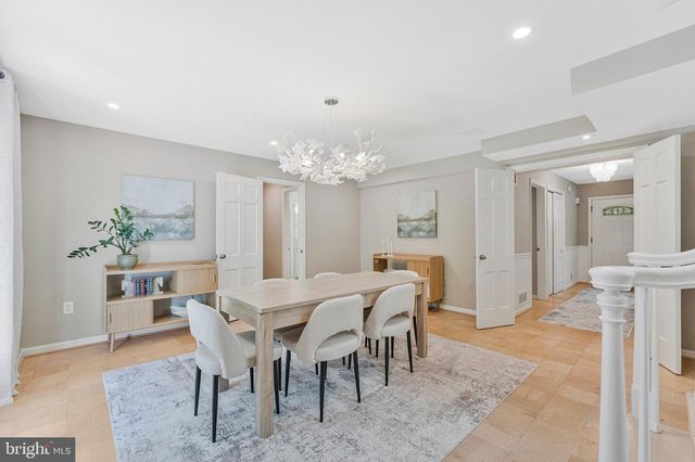 12121 STIRRUP RD, Reston, VA 20191