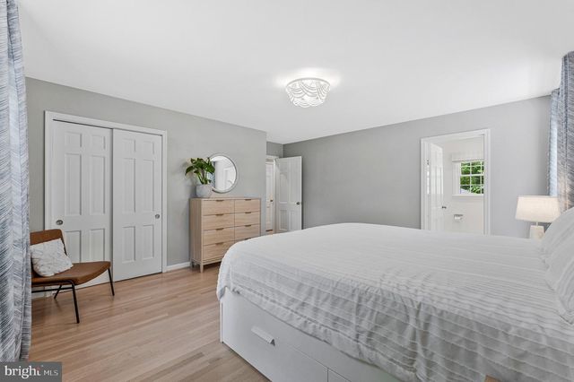 12121 STIRRUP RD, Reston, VA 20191