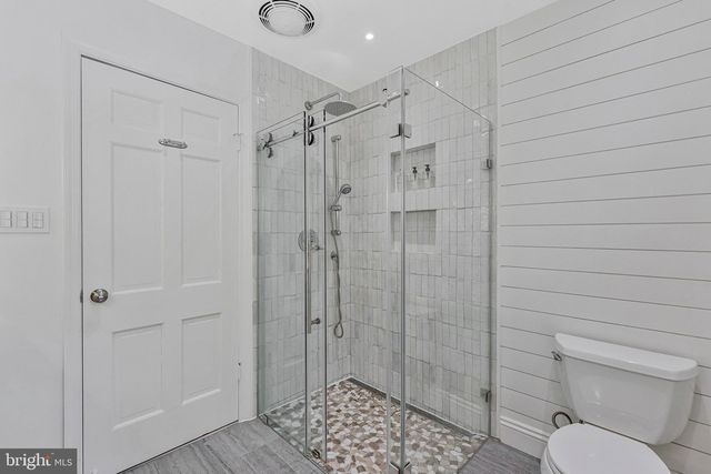 12121 STIRRUP RD, Reston, VA 20191