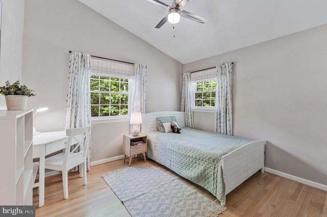 12121 STIRRUP RD, Reston, VA 20191