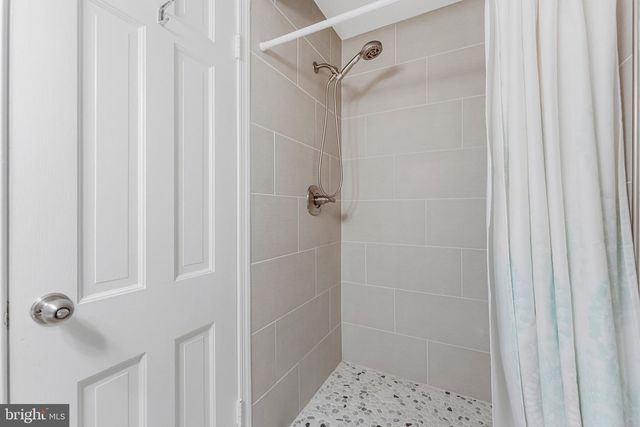 12121 STIRRUP RD, Reston, VA 20191
