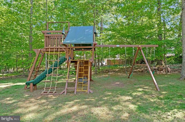 12121 STIRRUP RD, Reston, VA 20191