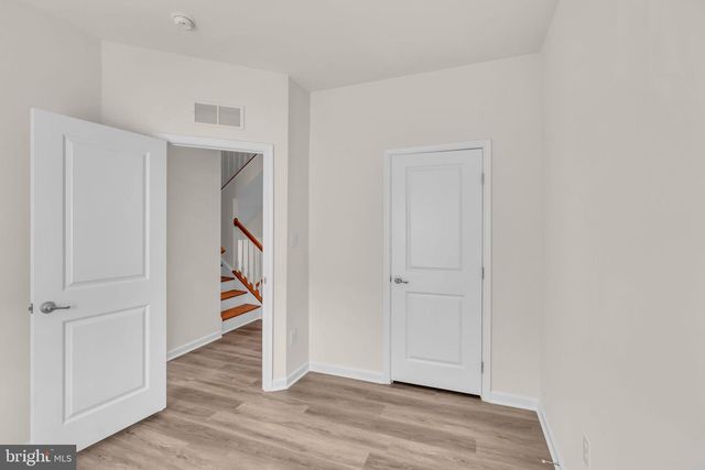 13401 WATERFORD HILLS BLVD, Germantown, MD 20874