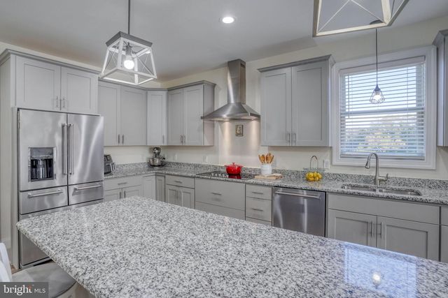 1715 WINDSWEPT CT, Dover, DE 19901