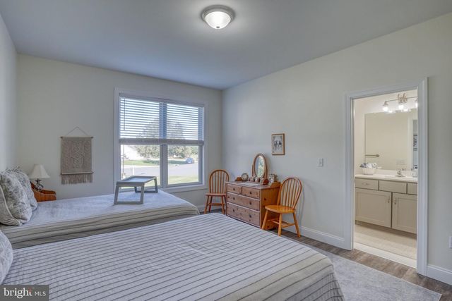 1715 WINDSWEPT CT, Dover, DE 19901