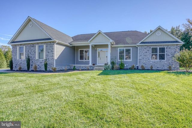 1715 WINDSWEPT CT, Dover, DE 19901