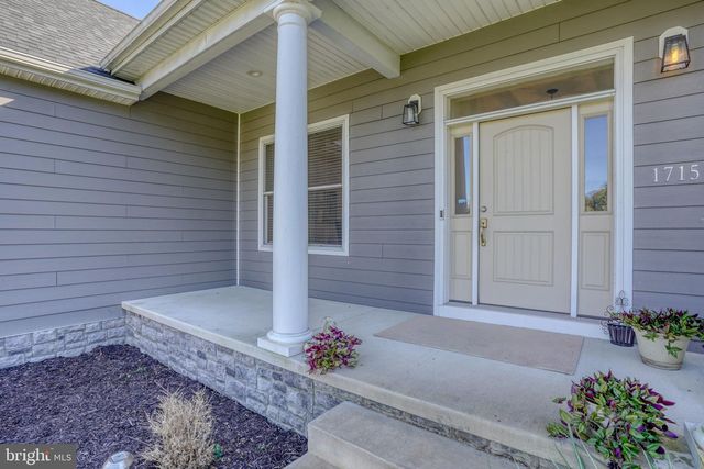 1715 WINDSWEPT CT, Dover, DE 19901