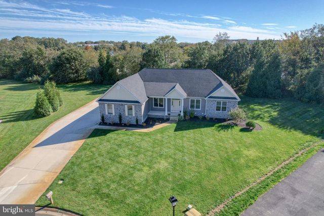 1715 WINDSWEPT CT, Dover, DE 19901