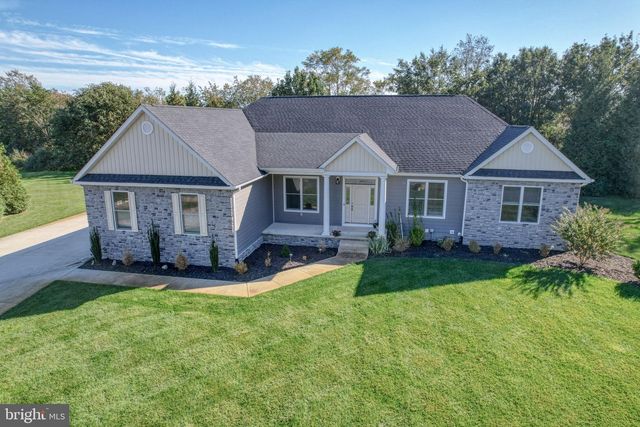 1715 WINDSWEPT CT, Dover, DE 19901