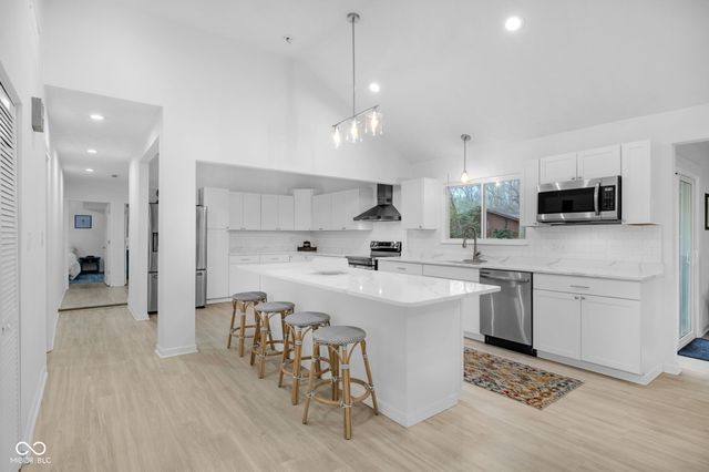 2605 Beach Avenue, Indianapolis, IN 46240