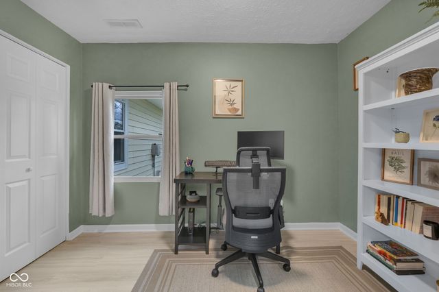 2605 Beach Avenue, Indianapolis, IN 46240