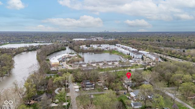 2605 Beach Avenue, Indianapolis, IN 46240