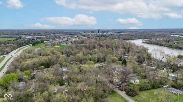 2605 Beach Avenue, Indianapolis, IN 46240